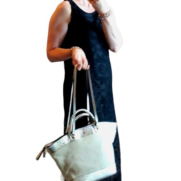 London Fog TOTE Bag 12x20 Gold Leather Trim Shoulder Strap 4 Feet Canvas Luxury - Picture 10 of 16